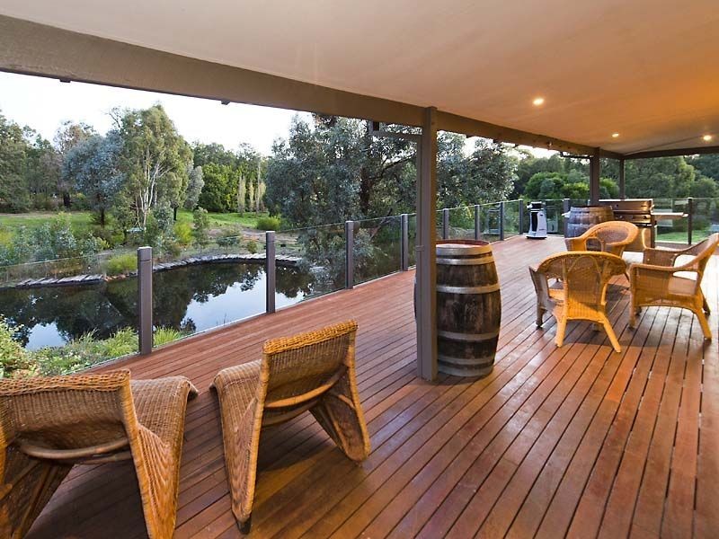 143 Bahen Road, Hacketts Gully WA 6076