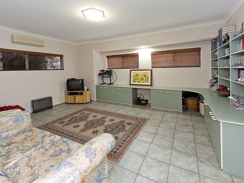 32 Balmoral Road, Gooseberry Hill WA 6076