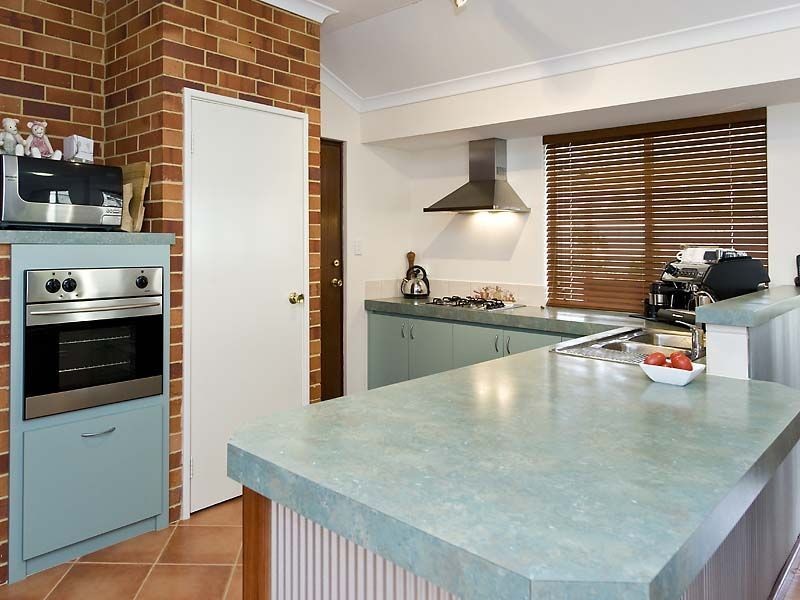 14 Feeney Gardens, High Wycombe WA 6057