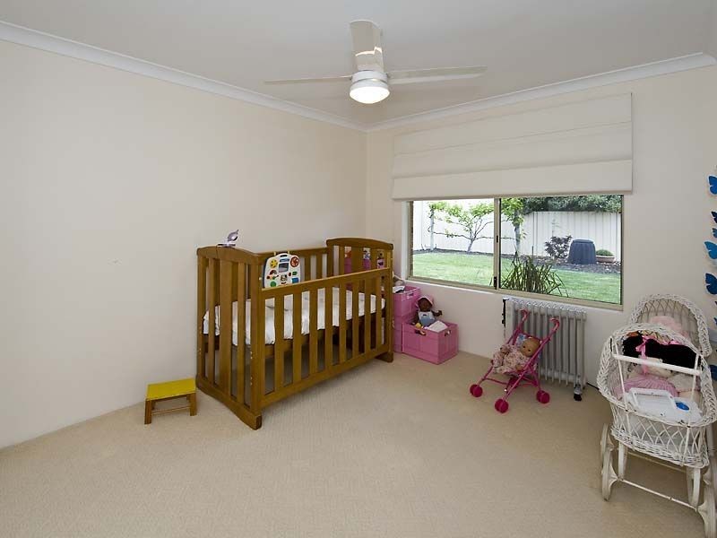 14 Feeney Gardens, High Wycombe WA 6057