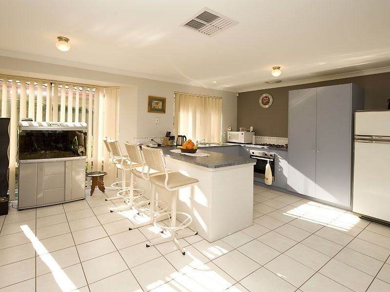 36 Fleet Circle, High Wycombe WA 6057