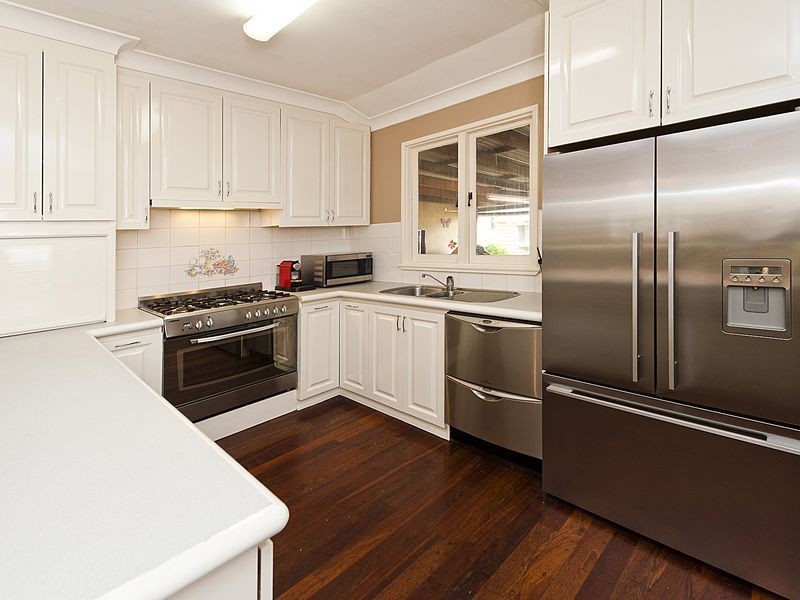 31 Mason Road, Kalamunda WA 6076