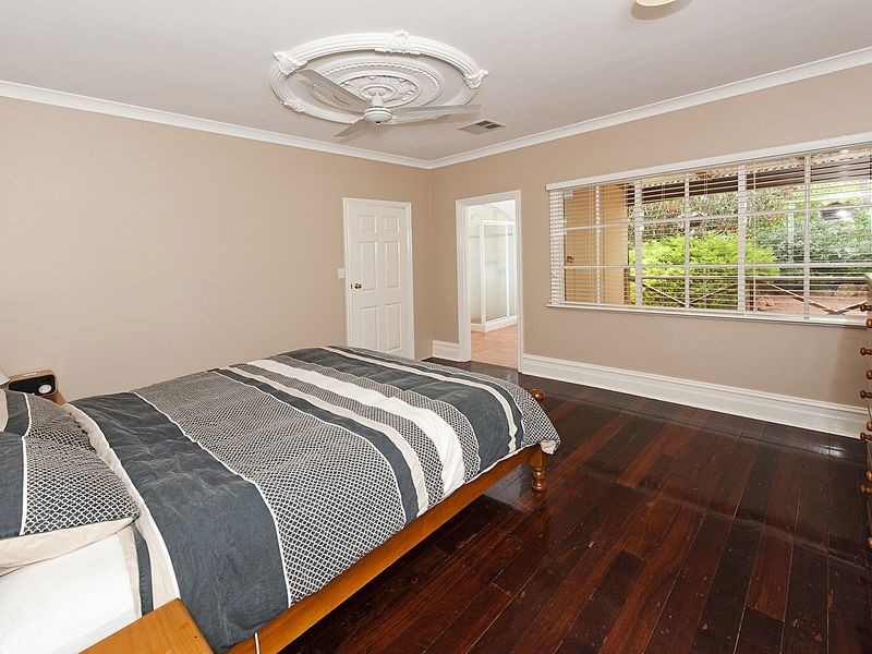 31 Mason Road, Kalamunda WA 6076