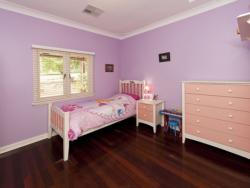 31 Mason Road, Kalamunda WA 6076