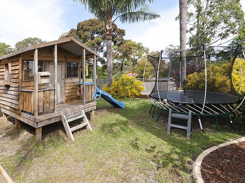 31 Mason Road, Kalamunda WA 6076