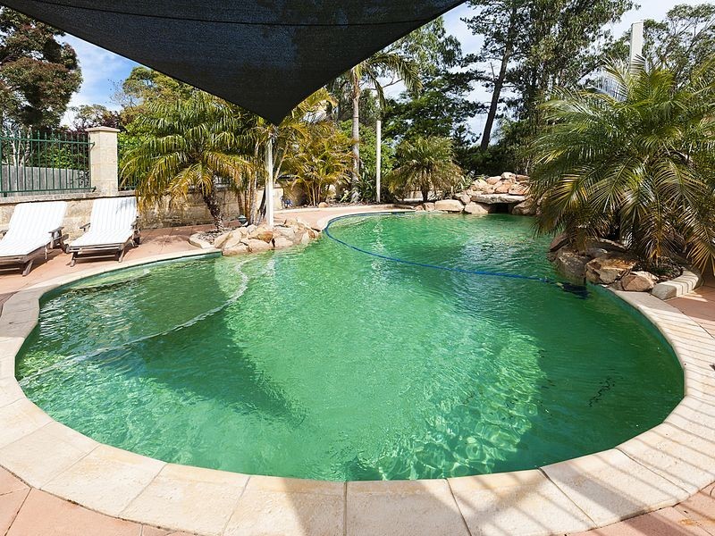 31 Mason Road, Kalamunda WA 6076