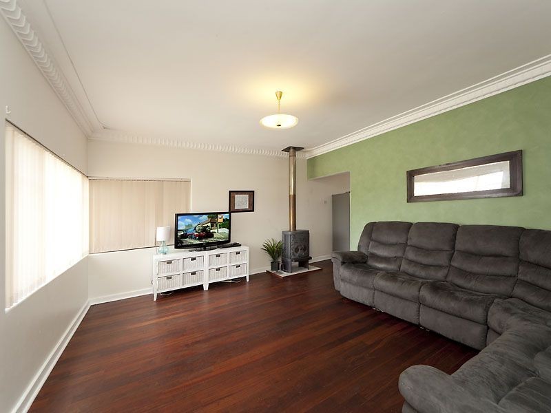 192 Kalamunda Road, Maida Vale WA 6057