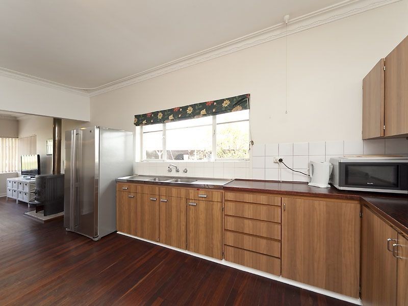 192 Kalamunda Road, Maida Vale WA 6057