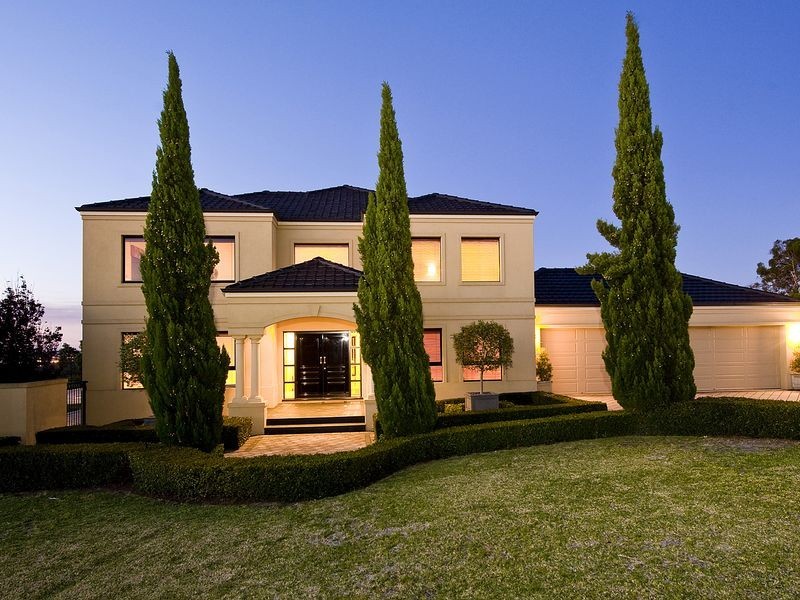 15 Newlands Grove, Gooseberry Hill WA 6076