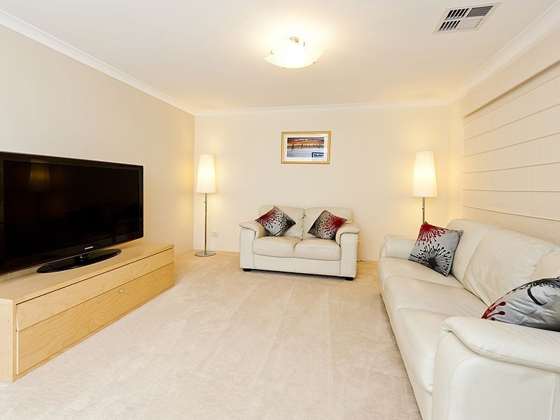 18a Newburn Road, High Wycombe WA 6057