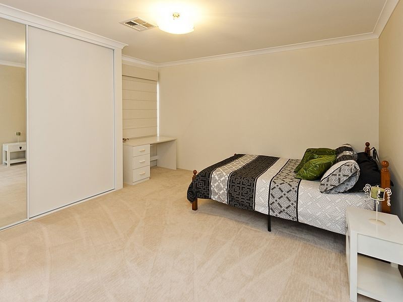 18a Newburn Road, High Wycombe WA 6057