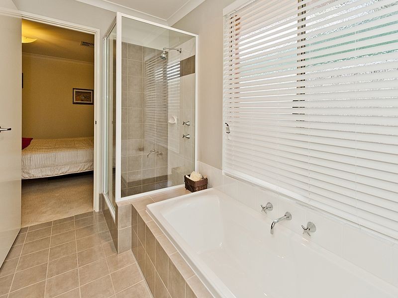 18a Newburn Road, High Wycombe WA 6057