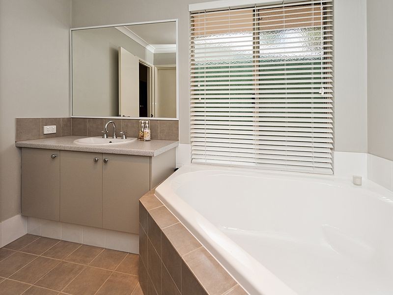 18a Newburn Road, High Wycombe WA 6057