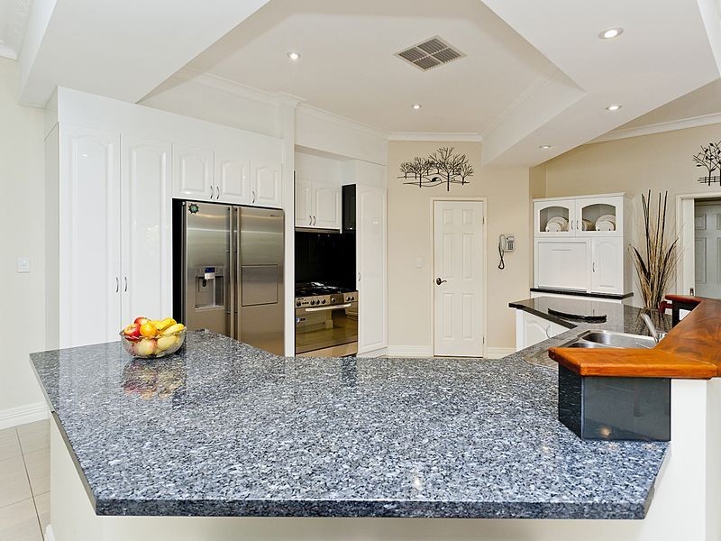 33 Elmore Way, High Wycombe WA 6057