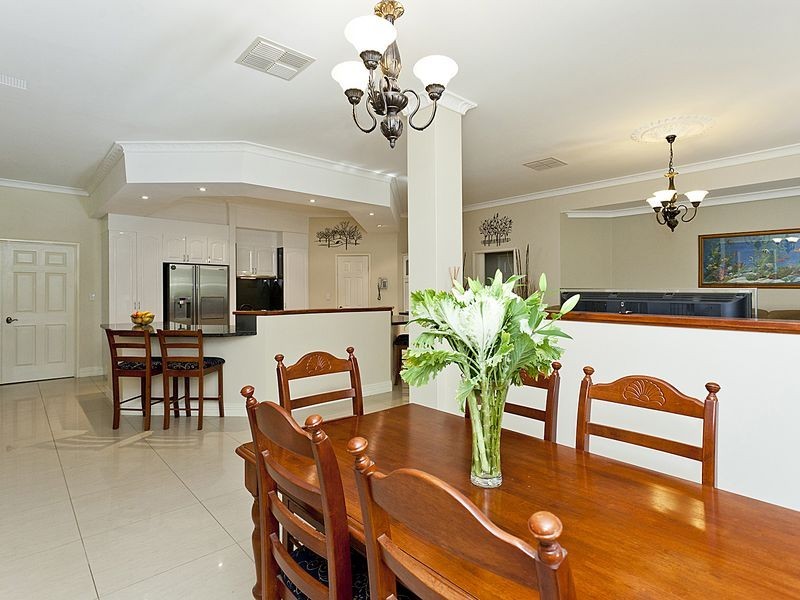 33 Elmore Way, High Wycombe WA 6057