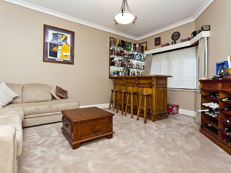 33 Elmore Way, High Wycombe WA 6057