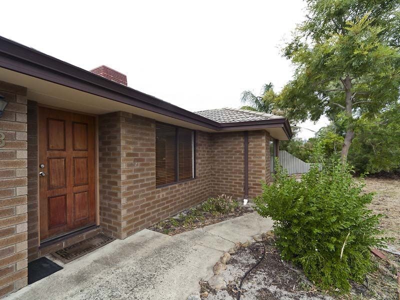 8 Cosson way, High Wycombe WA 6057