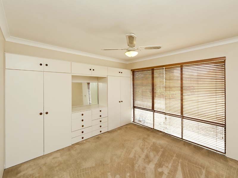 8 Cosson way, High Wycombe WA 6057