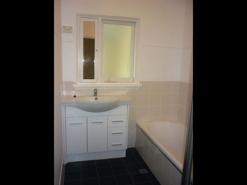 24a Markham Road, High Wycombe WA 6057