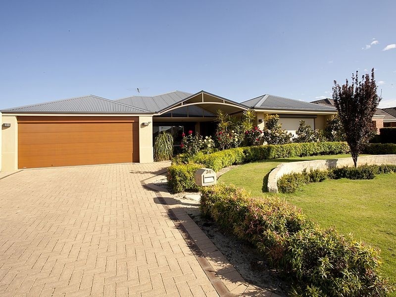 34 Warda Crescent, Forrestfield WA 6058