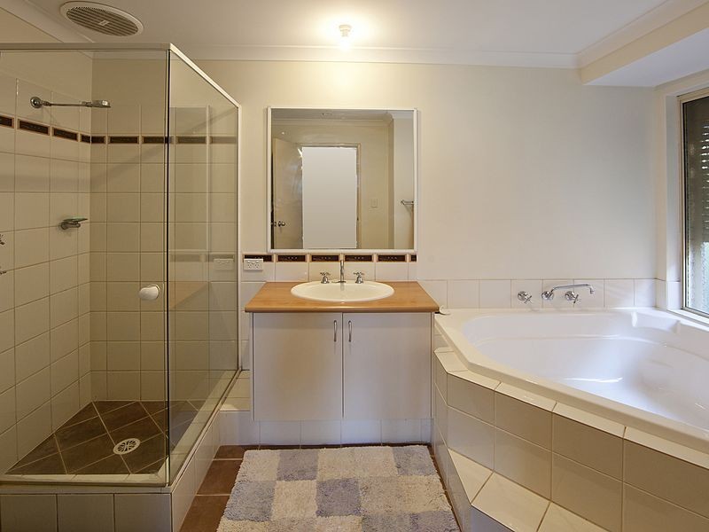 34 Warda Crescent, Forrestfield WA 6058