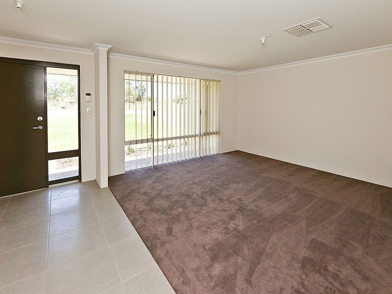 3/268 Adelaide Street, High Wycombe WA 6057