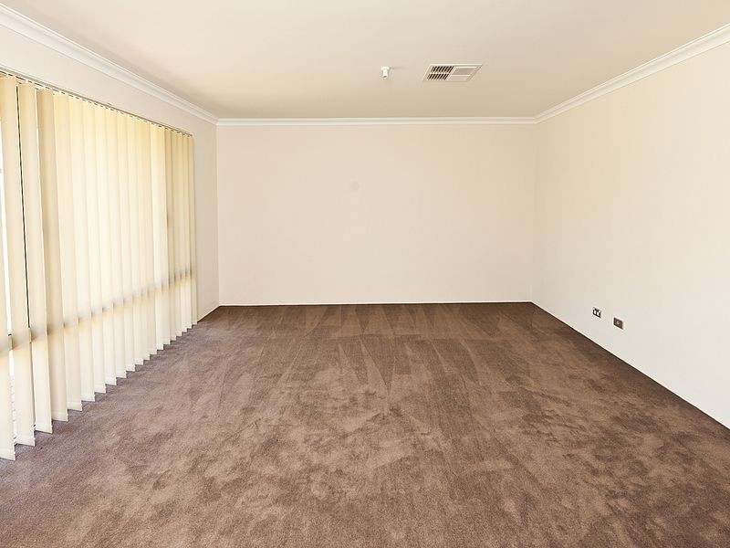 3/268 Adelaide Street, High Wycombe WA 6057