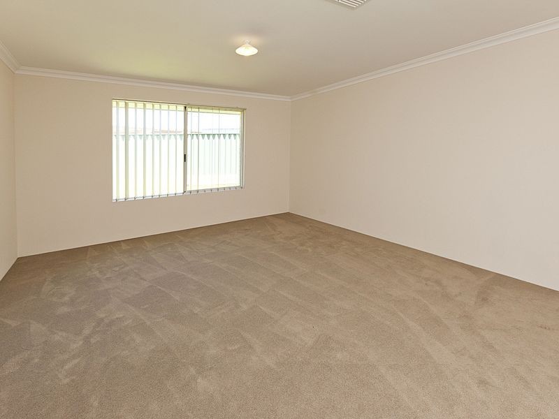 2/25 Teddington Loop, High Wycombe WA 6057