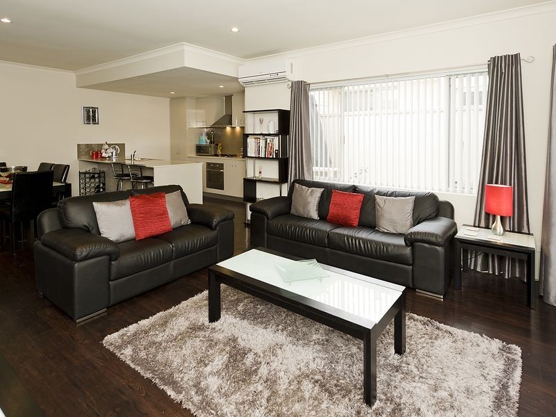 6/3 Kaoriki Court, Maida Vale WA 6057