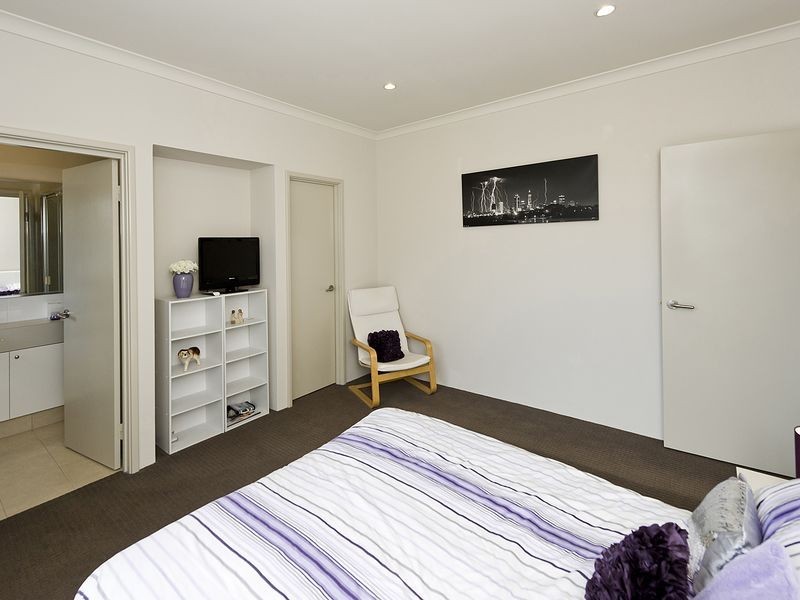 6/3 Kaoriki Court, Maida Vale WA 6057