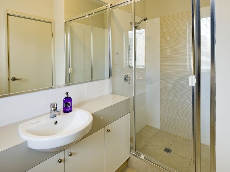 6/3 Kaoriki Court, Maida Vale WA 6057