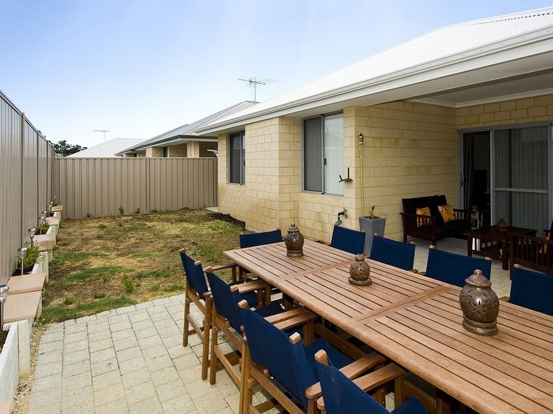 6/3 Kaoriki Court, Maida Vale WA 6057