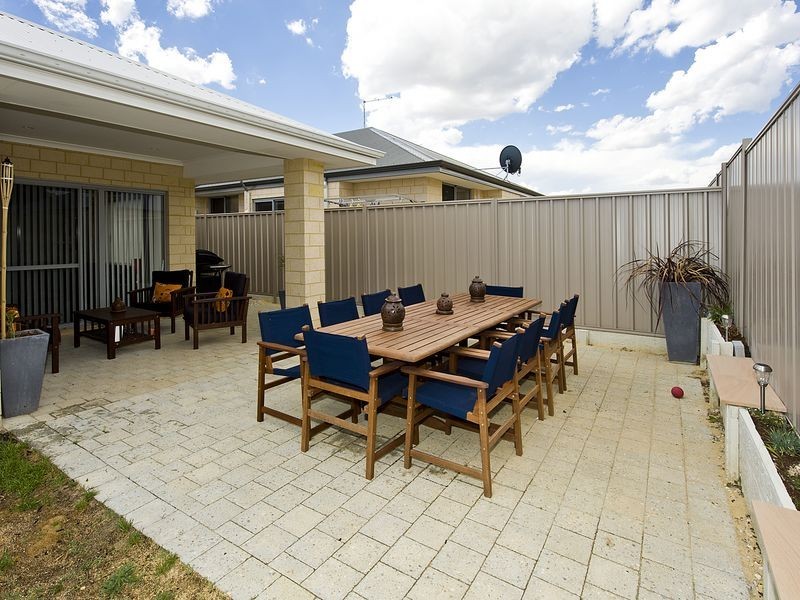 6/3 Kaoriki Court, Maida Vale WA 6057