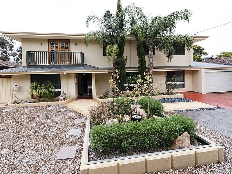 5 Guppy Road, Kalamunda WA 6076