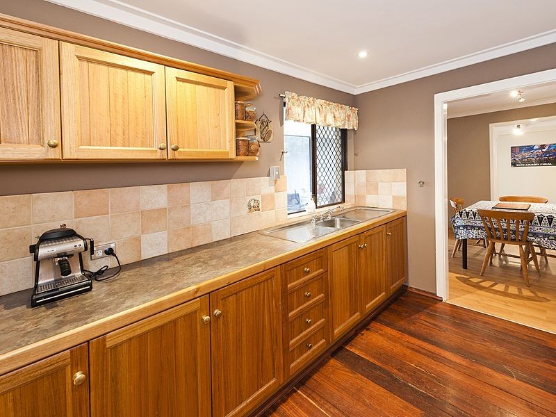 5 Guppy Road, Kalamunda WA 6076