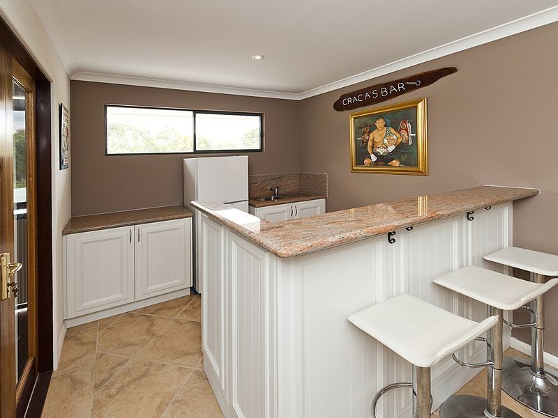 5 Guppy Road, Kalamunda WA 6076