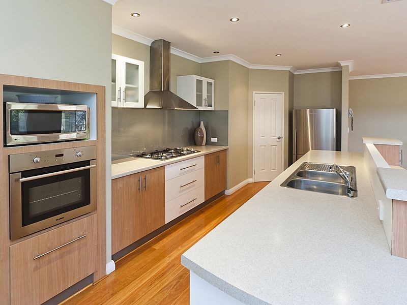 9 Thirlmere Way, High Wycombe WA 6057