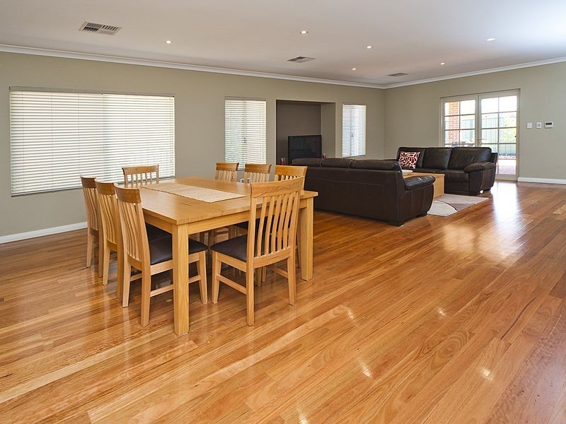 9 Thirlmere Way, High Wycombe WA 6057