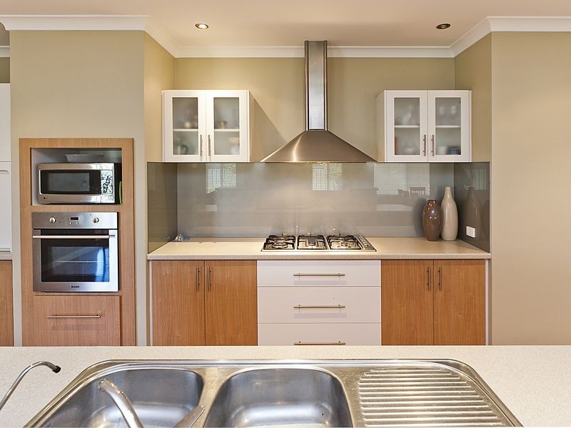 9 Thirlmere Way, High Wycombe WA 6057