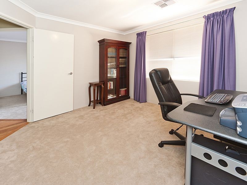 9 Thirlmere Way, High Wycombe WA 6057