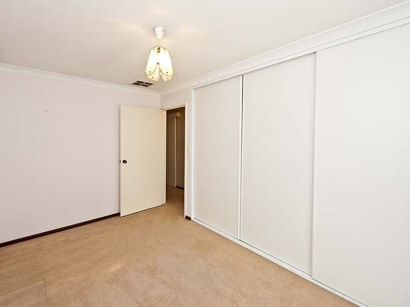 3 Sparrow Court, High Wycombe WA 6057