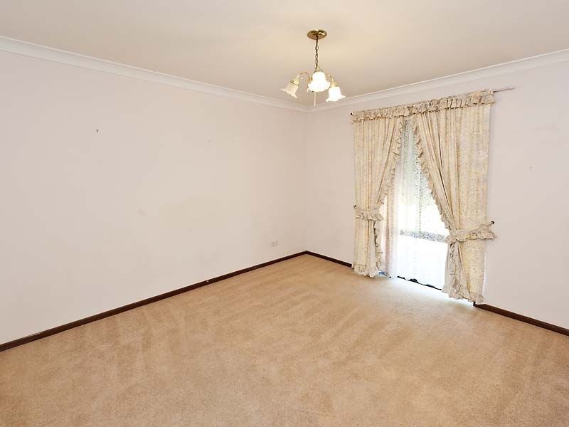 3 Sparrow Court, High Wycombe WA 6057