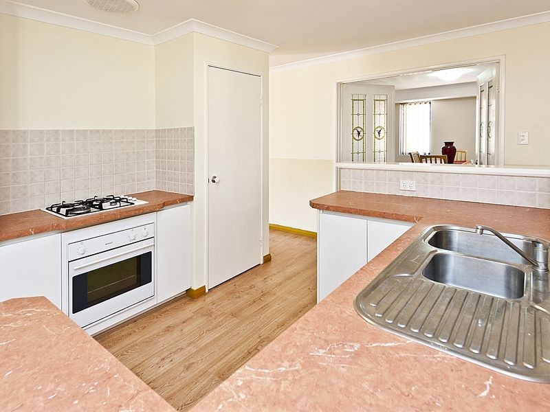 59 Buttercup Crescent, High Wycombe WA 6057