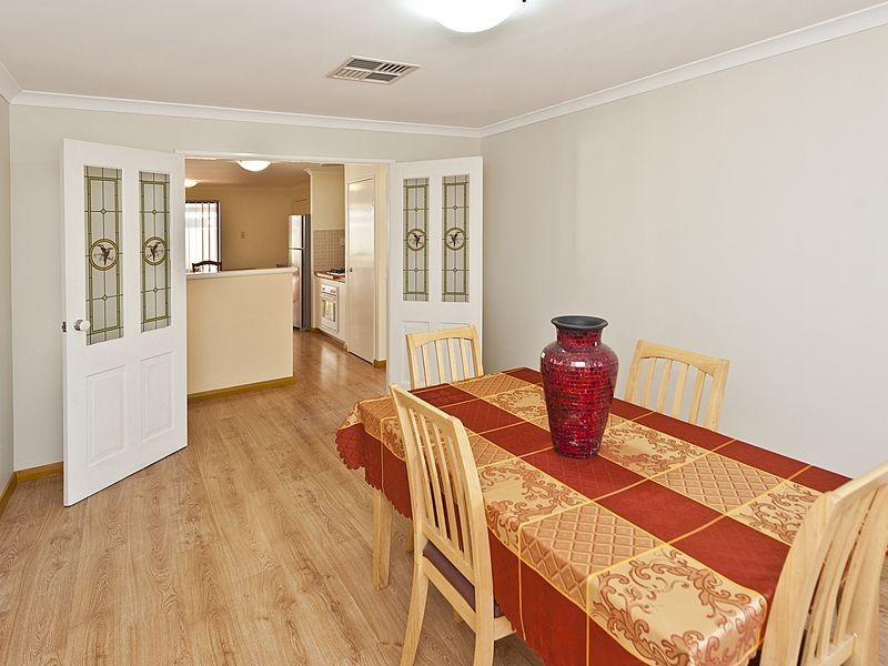 59 Buttercup Crescent, High Wycombe WA 6057