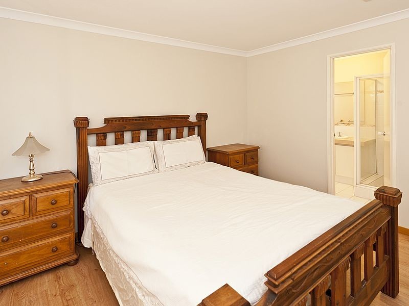 59 Buttercup Crescent, High Wycombe WA 6057