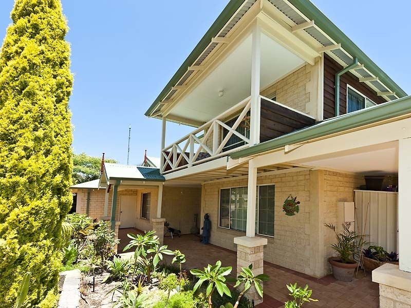 20 Christina Place, Lesmurdie WA 6076