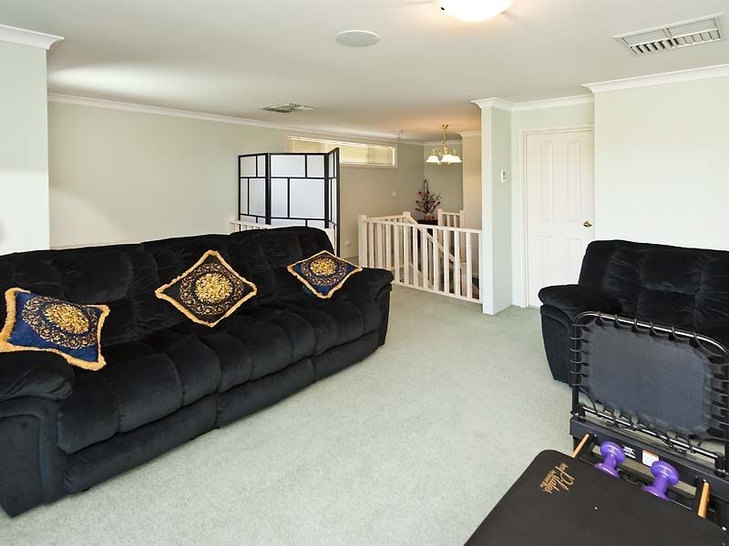 20 Christina Place, Lesmurdie WA 6076