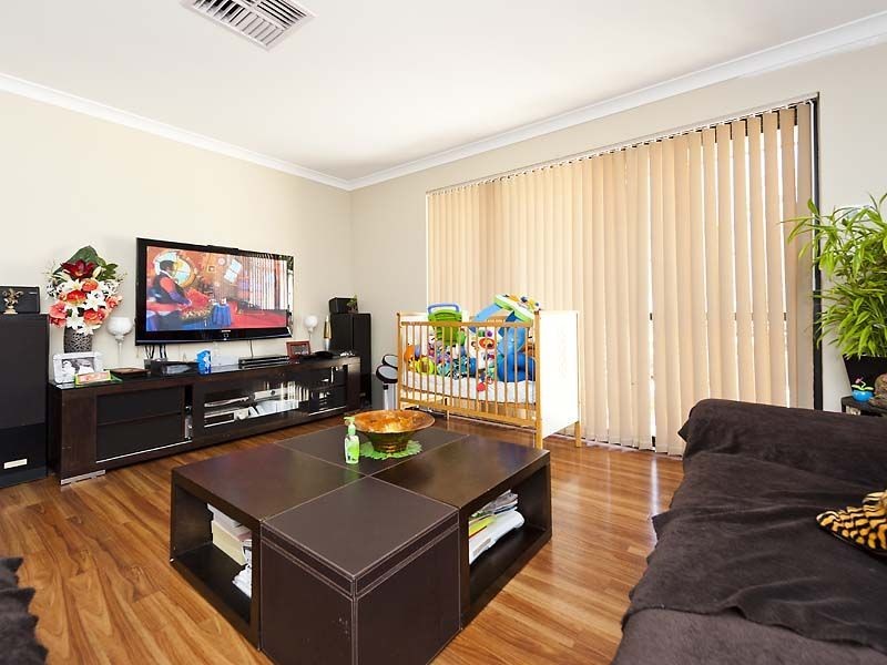 1/36 Loton Avenue, Midland WA 6056