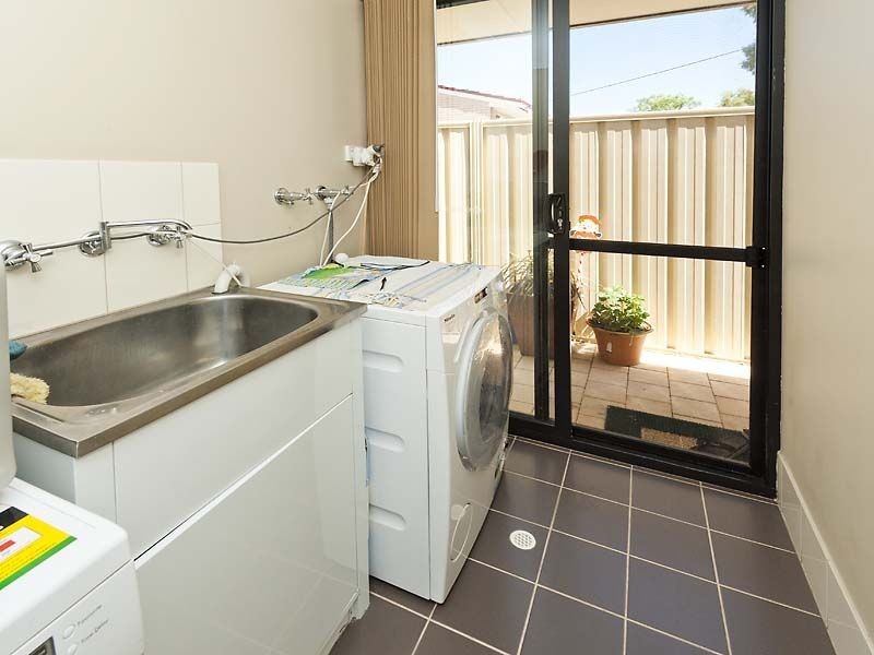 1/36 Loton Avenue, Midland WA 6056