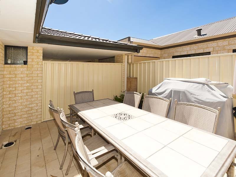 1/36 Loton Avenue, Midland WA 6056